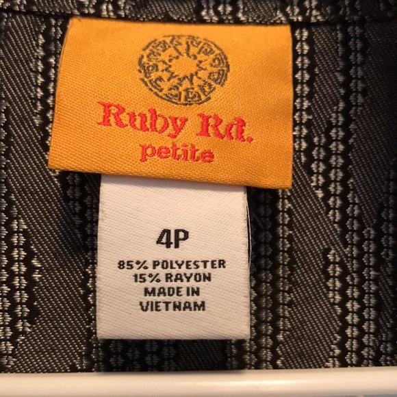 🧵 Black Zebra Print Blazer - Picture 5 of 5